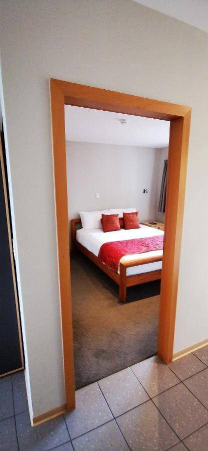 Admiralty Lodge Motel Уитианга Екстериор снимка