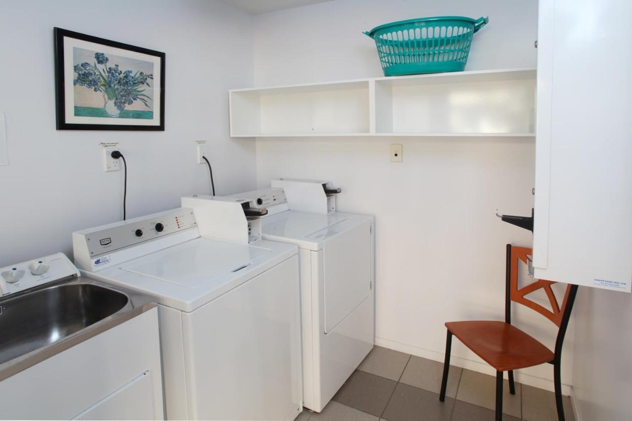 Admiralty Lodge Motel Уитианга Екстериор снимка